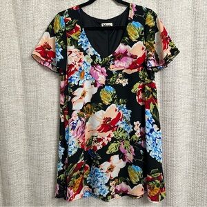 Show Me Your Mumu Short Sleeve Floral V-Neck Flowy Dress Black Size Small
